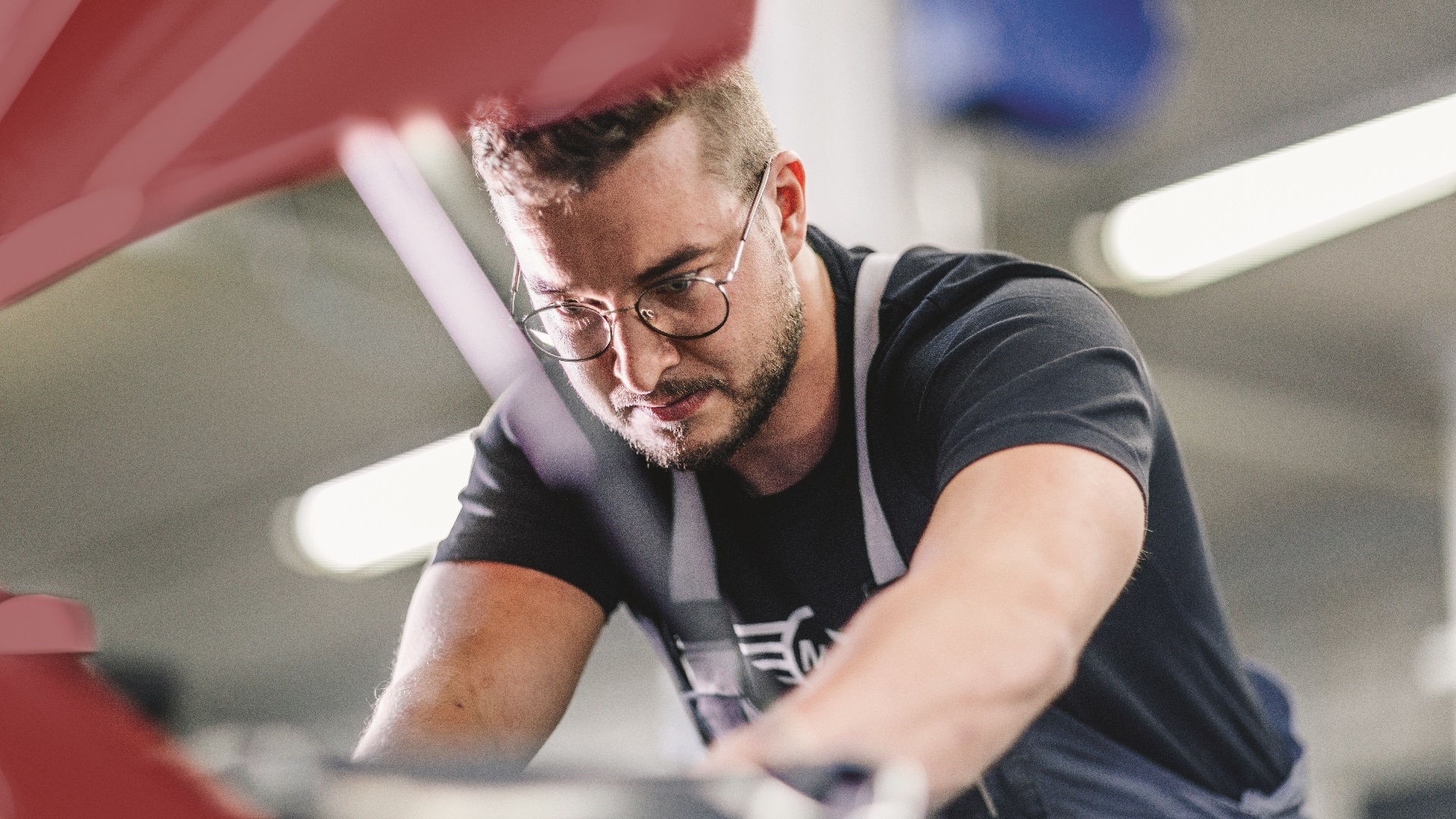 MINI Cooper an der Ladestation.